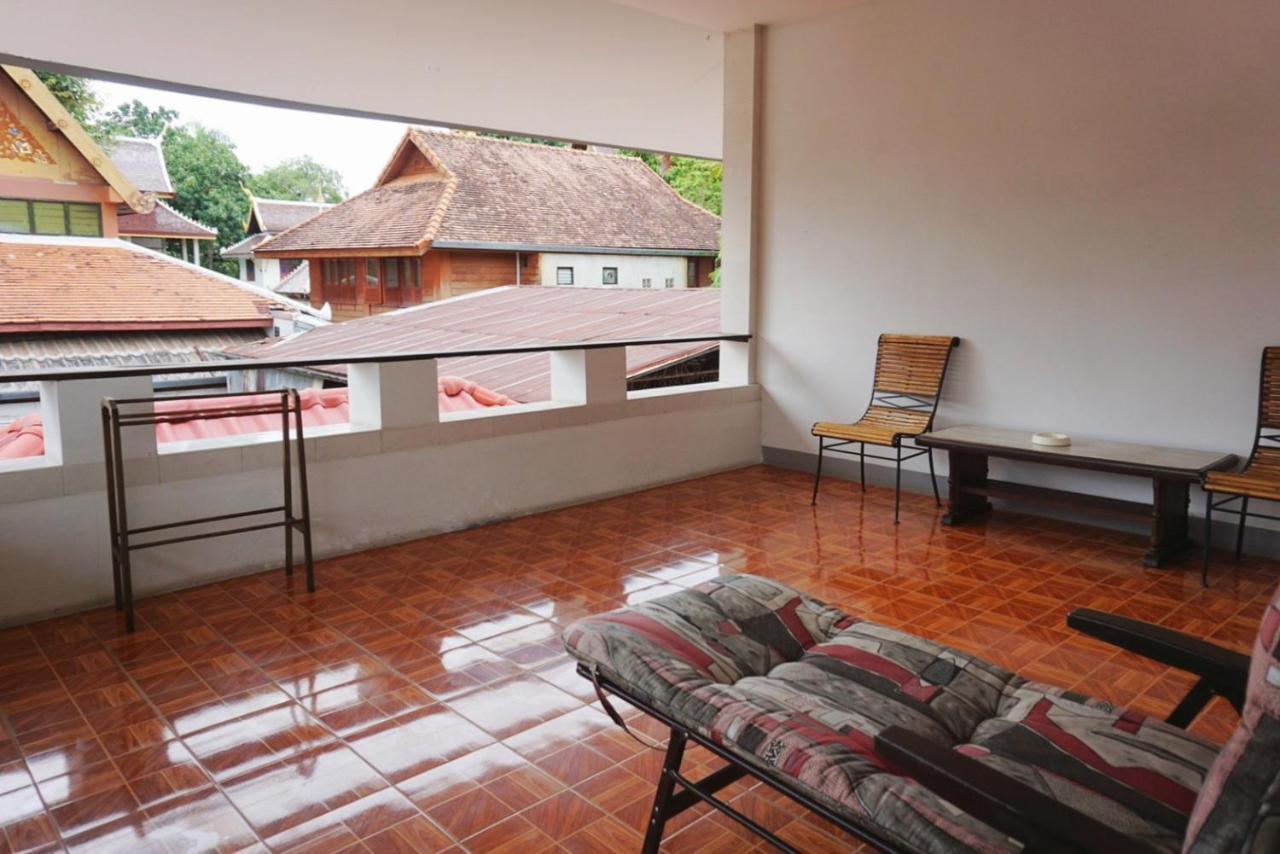 Manee Guesthouse And Record บ้านมานี Chiang Mai Zewnętrze zdjęcie