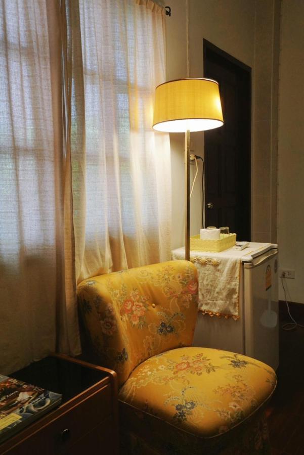 Manee Guesthouse And Record บ้านมานี Chiang Mai Zewnętrze zdjęcie