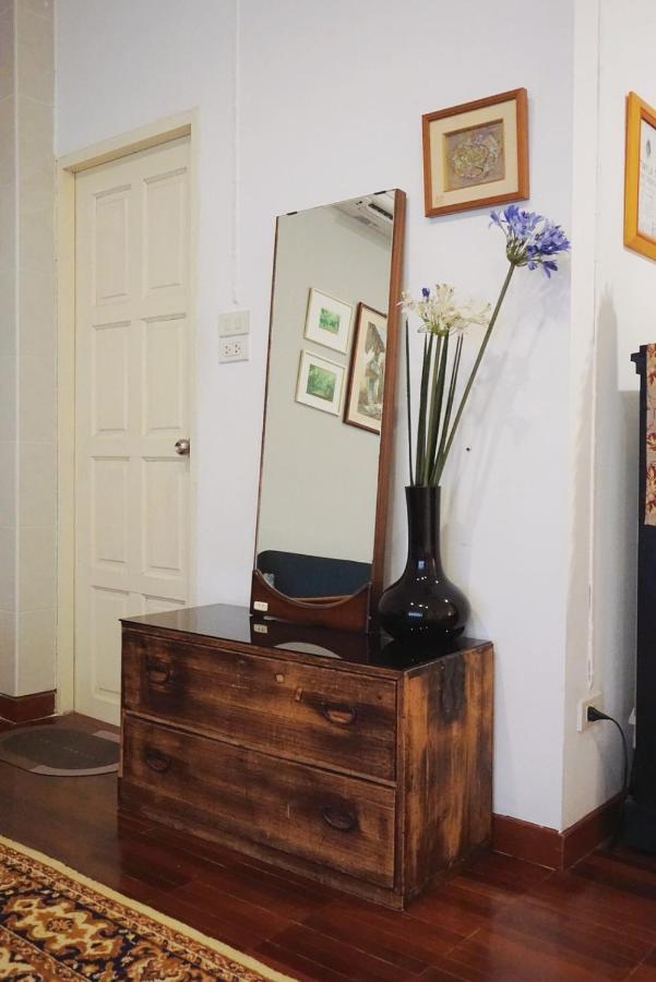 Manee Guesthouse And Record บ้านมานี Chiang Mai Zewnętrze zdjęcie
