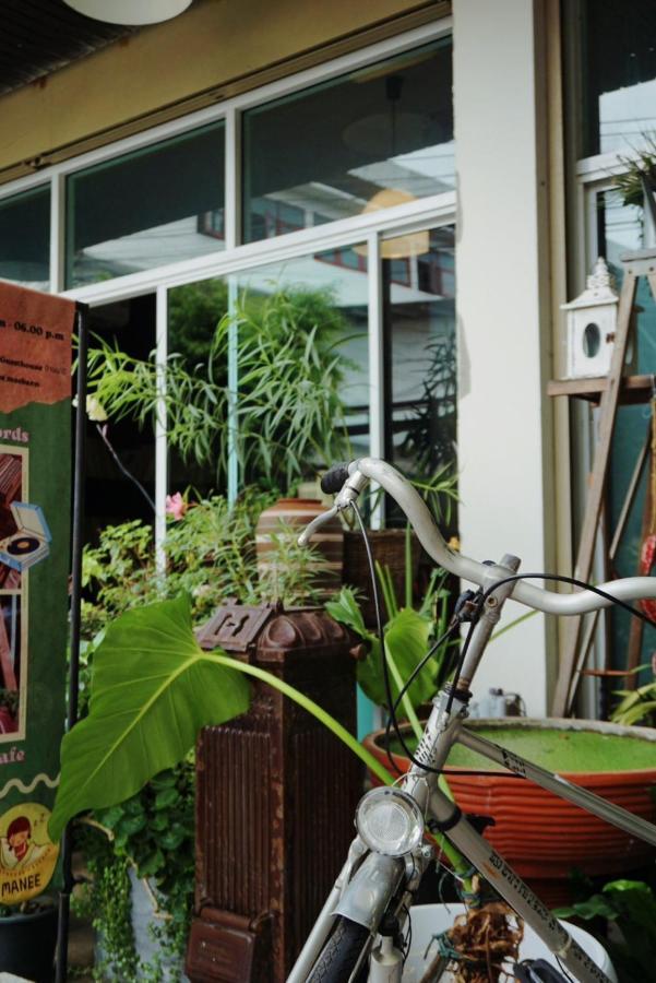 Manee Guesthouse And Record บ้านมานี Chiang Mai Zewnętrze zdjęcie