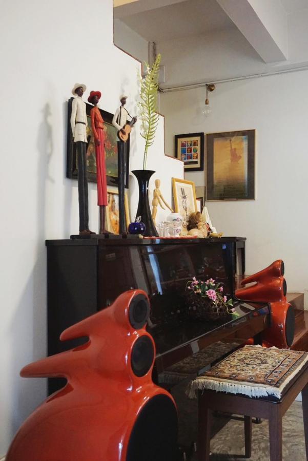 Manee Guesthouse And Record บ้านมานี Chiang Mai Zewnętrze zdjęcie